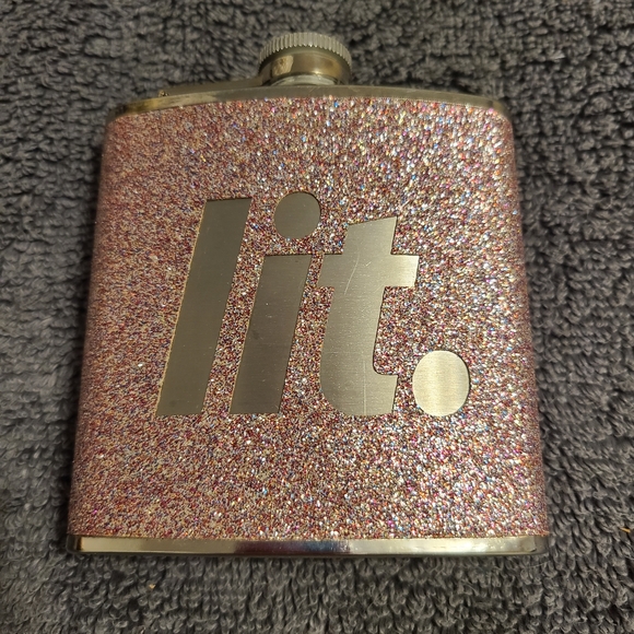 Spencer's Other 6 Oz Sparkle Pink Flask Poshmark